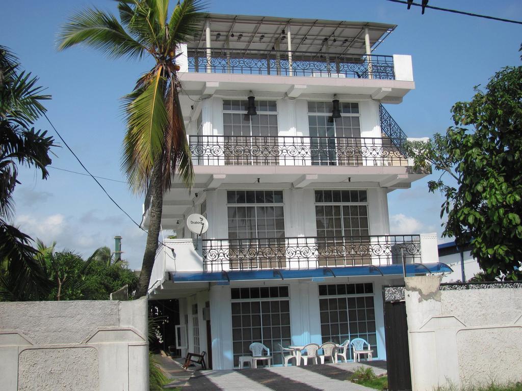Appartement White House à Wattala Extérieur photo