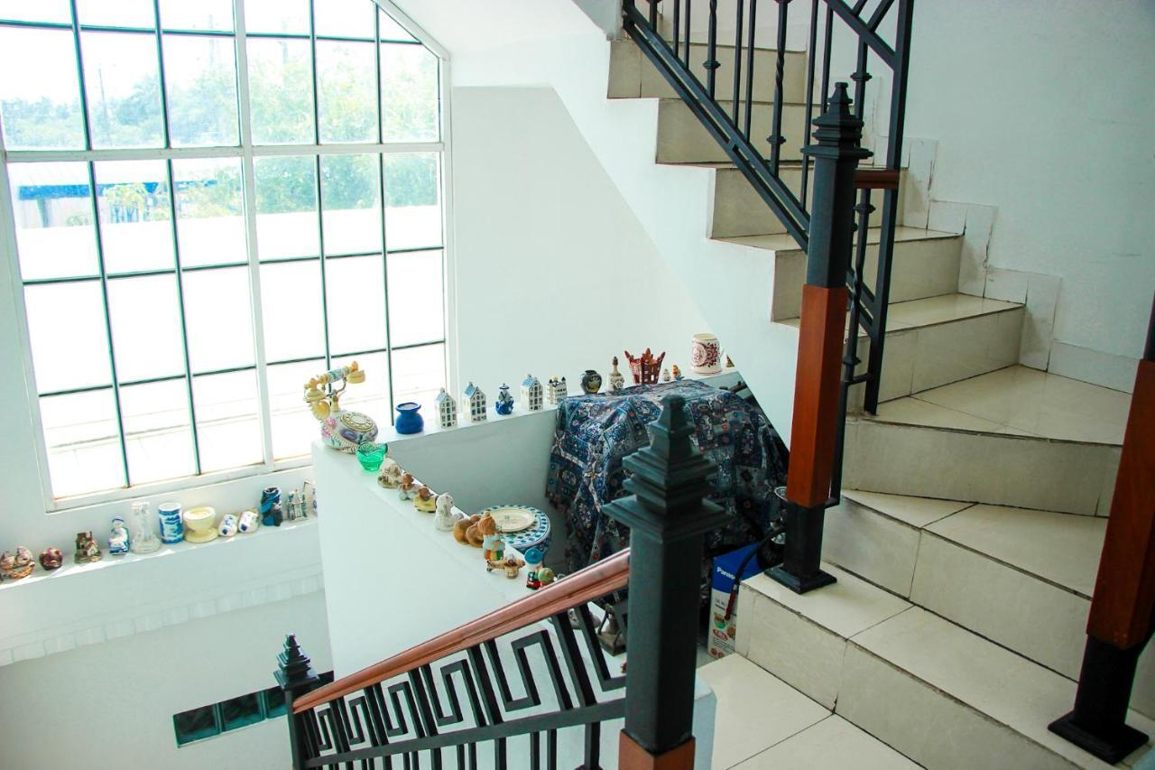 Appartement White House à Wattala Extérieur photo