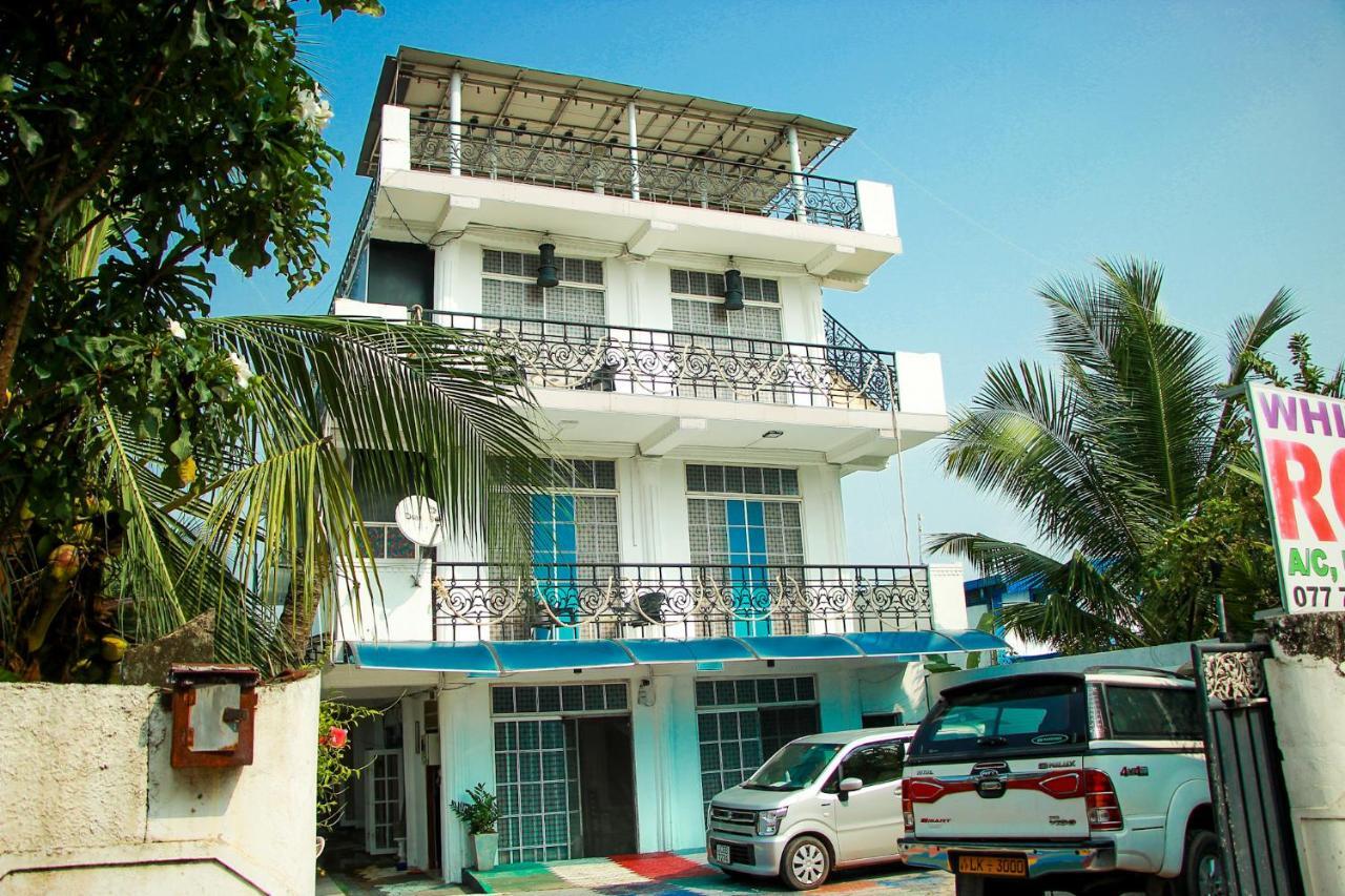 Appartement White House à Wattala Extérieur photo