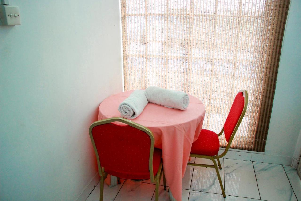 Appartement White House à Wattala Extérieur photo